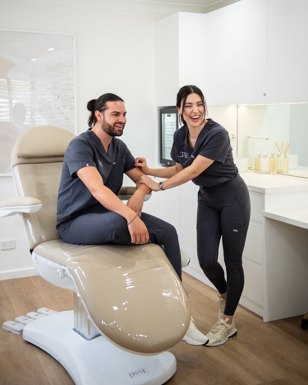 The Importance of a Complete Approach to Facial Aesthetics